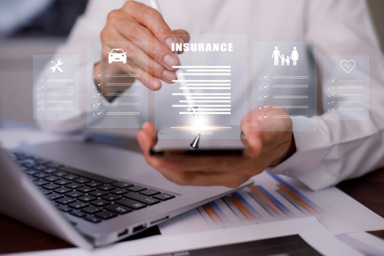 Assurance et digital : simplifier la relation client